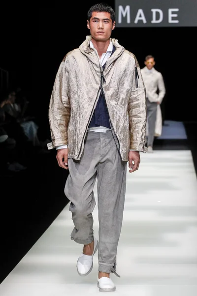 Look 20